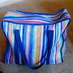 Super cute beach bag